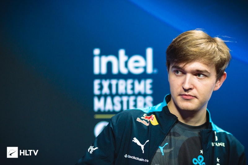 鏖战五局，FPX晋级季后赛下一轮